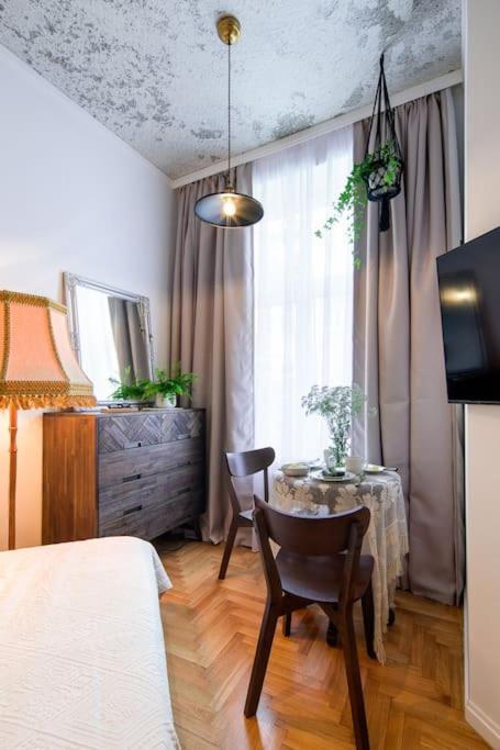 Bohemian Style Apt In The Centre Apartment Krakow Bagian luar foto